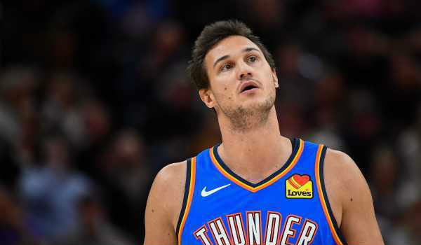 加里纳利3年6150万美元加盟<a href=/lanqiu/zhibode/hawks/ target=_blank class=infotextkey>老鹰</a>