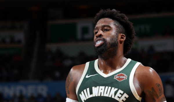 马修斯加盟<a href=/lanqiu/zhibode/lakers/ target=_blank class=infotextkey>湖人</a>