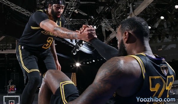 <a href=/lanqiu/zhibode/lakers/ target=_blank class=infotextkey>湖人</a>再胜<a href=/lanqiu/zhibode/heat/ target=_blank class=infotextkey>热火</a>大比分2-0领先