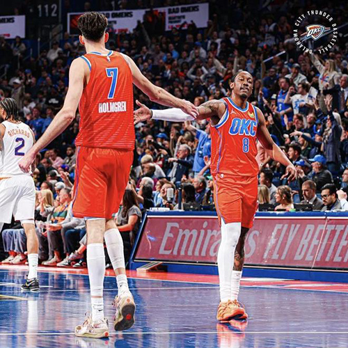 雷霆49分血洗<a href=/lanqiu/zhibode/suns/ target=_blank class=infotextkey>太阳</a>+手握多签,霍姆格伦成顶级内线